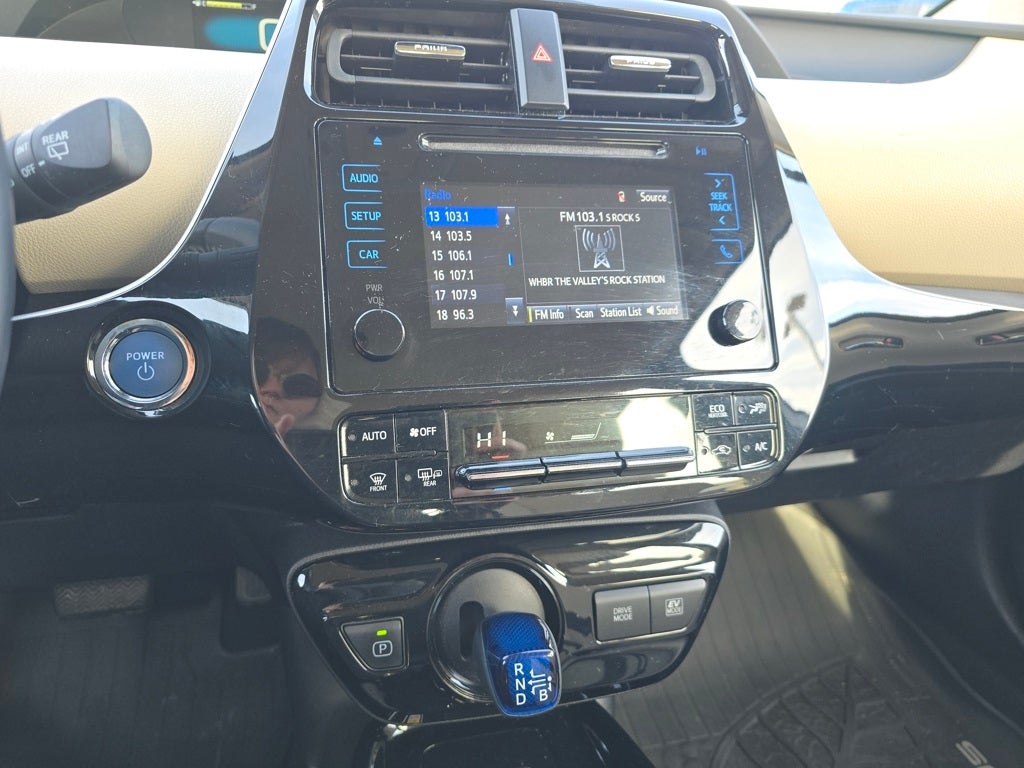 2019 Toyota Prius XLE