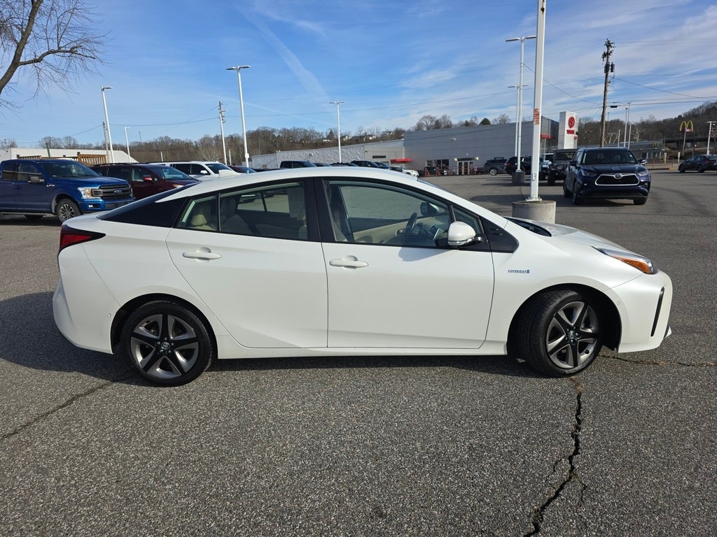 2019 Toyota Prius XLE