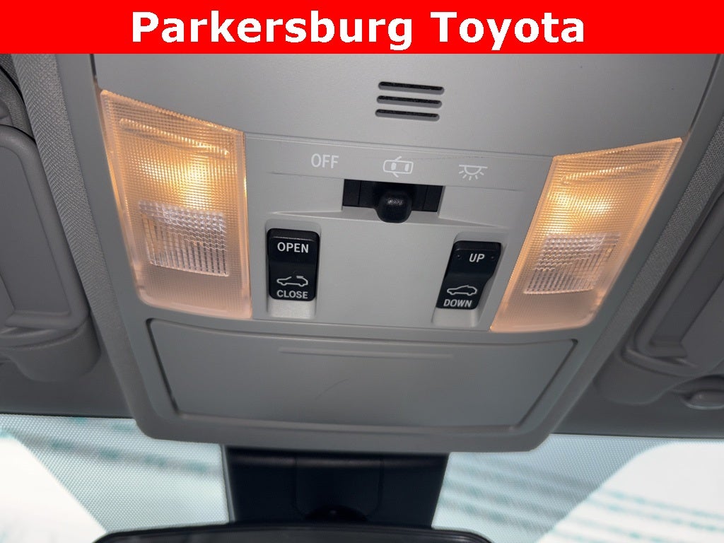 2017 Toyota RAV4 Hybrid XLE