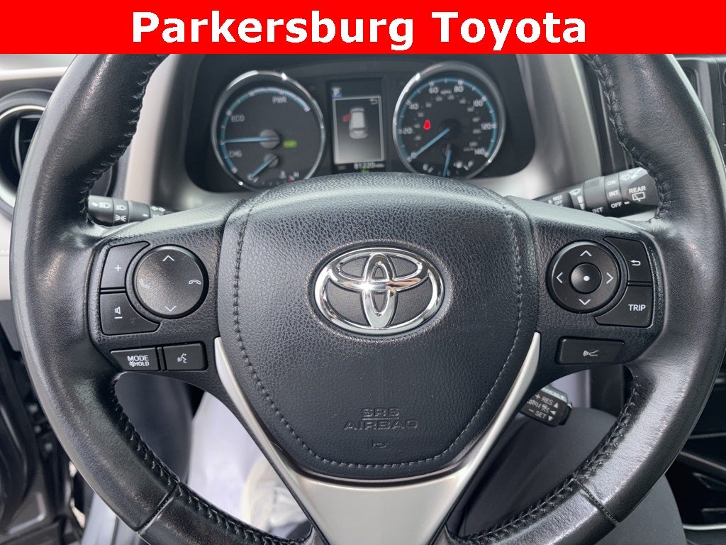 2017 Toyota RAV4 Hybrid XLE