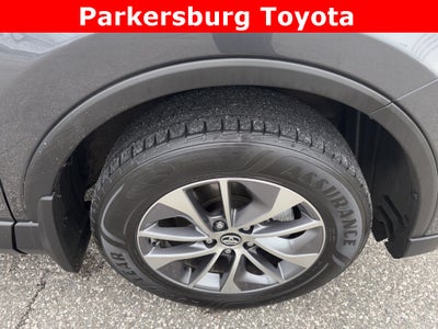 2017 Toyota RAV4 Hybrid XLE