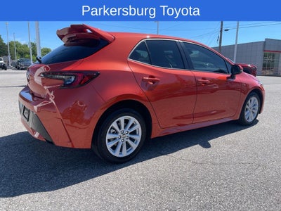2025 Toyota Corolla Hatchback SE