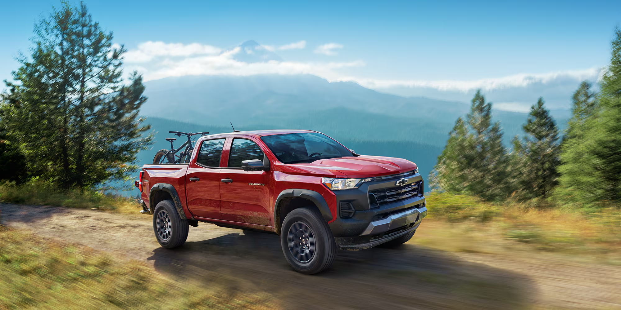 2025 Chevrolet Colorado driving in Marietta, OH