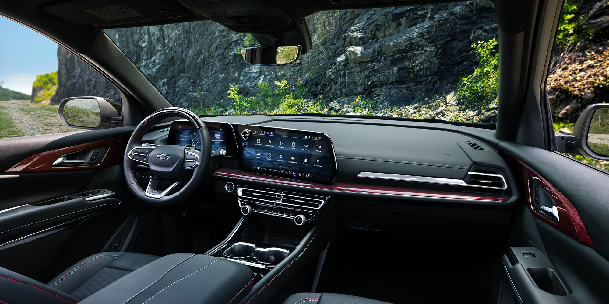Front dashboard of 2026 Chevy Traverse near Parkersburg