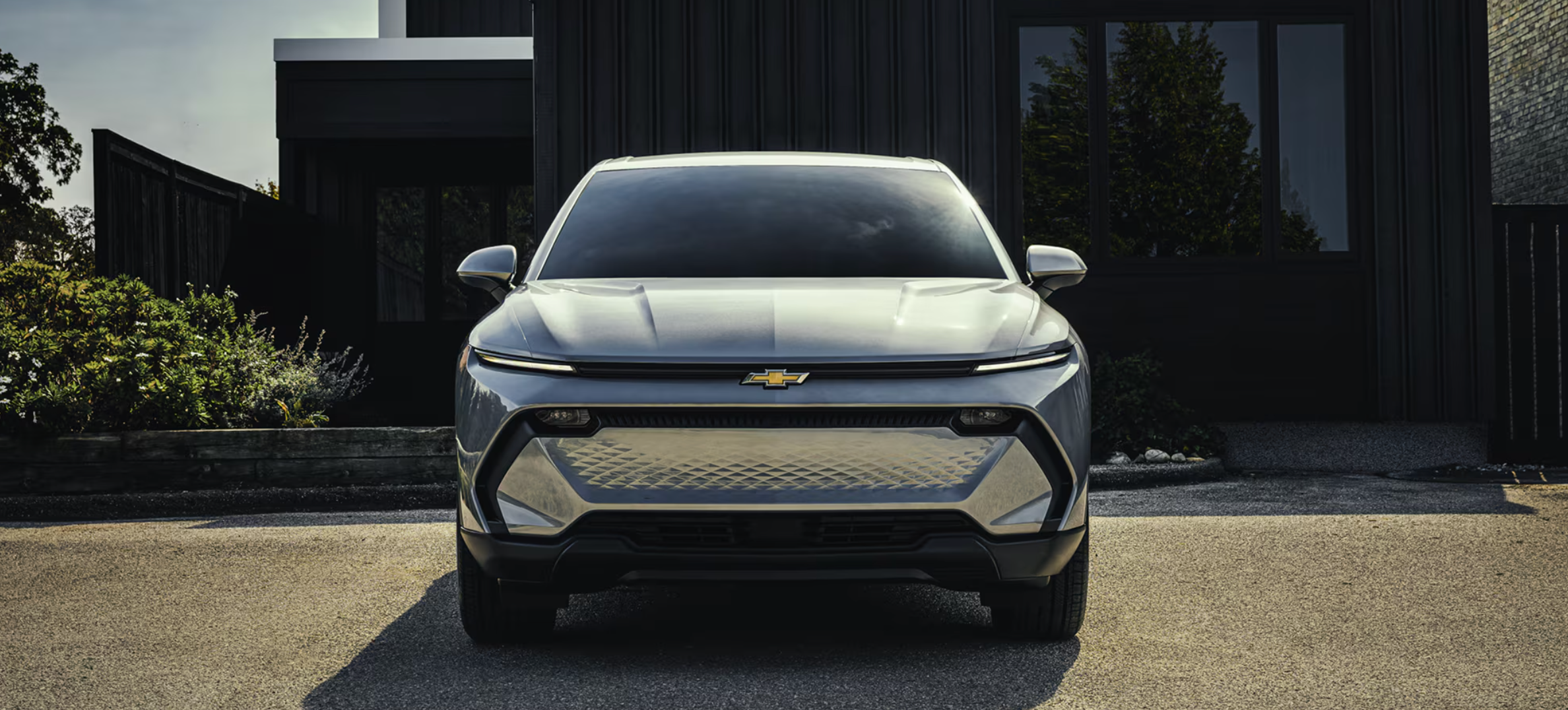 New blue 2026 Chevrolet Equinox EV near Devola, OH